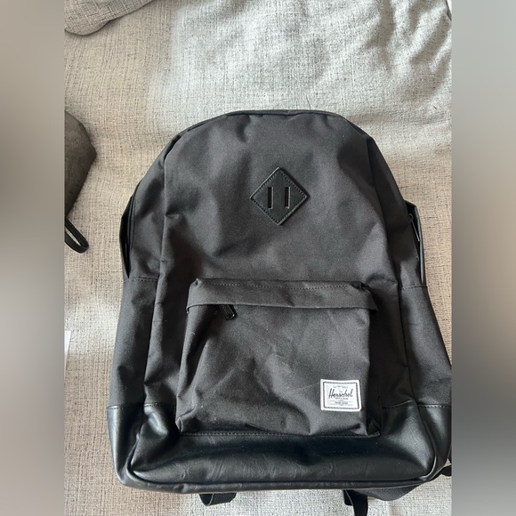 Herschel Supply Company Handbags - Herschel heritage backpack unisex